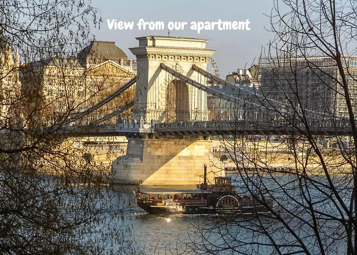 Riverside View Two Bedroom Flat By The Chain Bridge * Будапешт