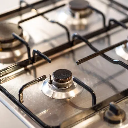 Apartment Riverside View Two Bedroom Flat By The Chain Bridge