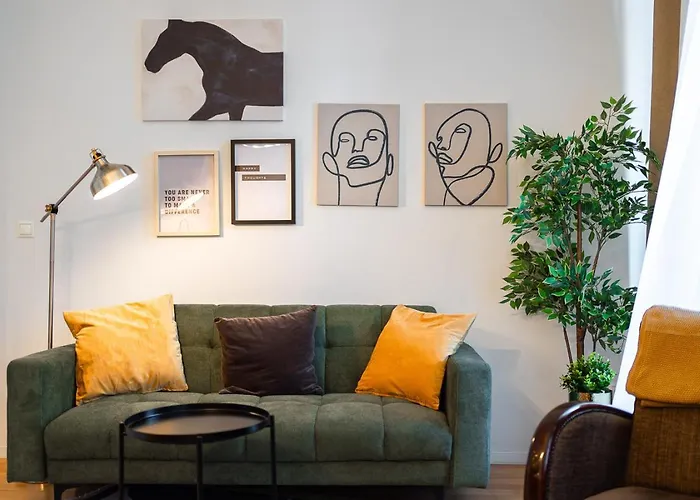 Riverside View Two Bedroom Flat By The Chain Bridge Apartman Budapest